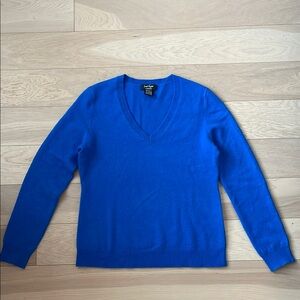 Lord & Taylor Classic Blue V-Neck Sweater